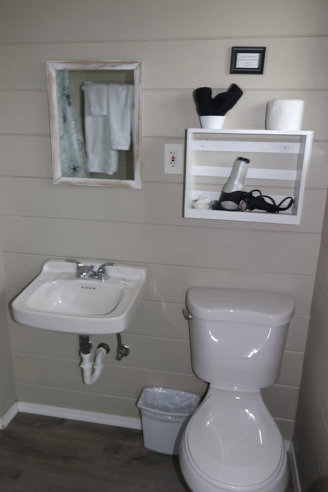 The Lowtide Motel - photo 46