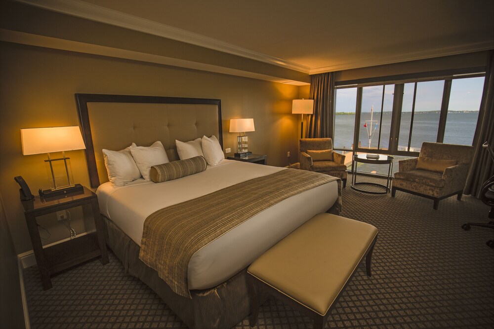 The Edgewater - photo 19