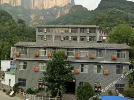 Riverside Shengju in Chengguan, People's Republic of China