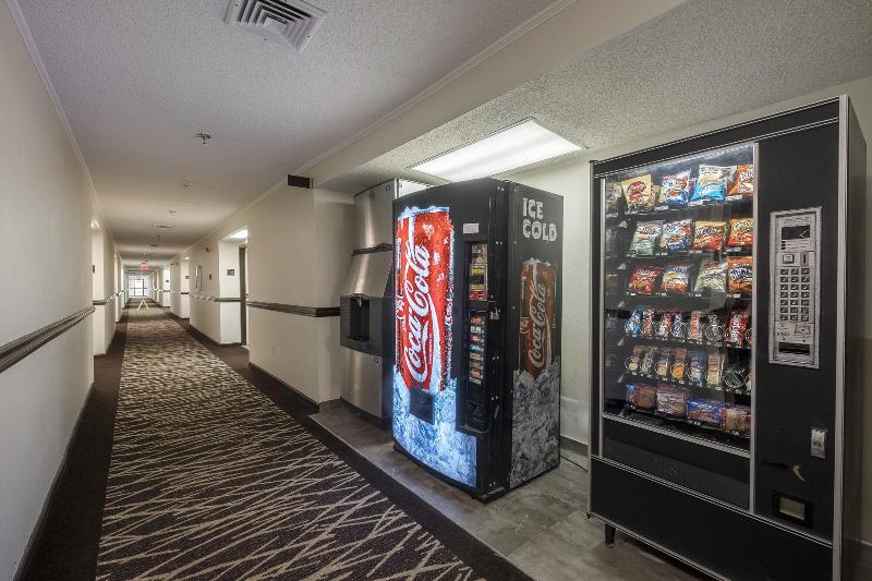 Red Roof Inn PLUS & Suites Opelika - photo 9