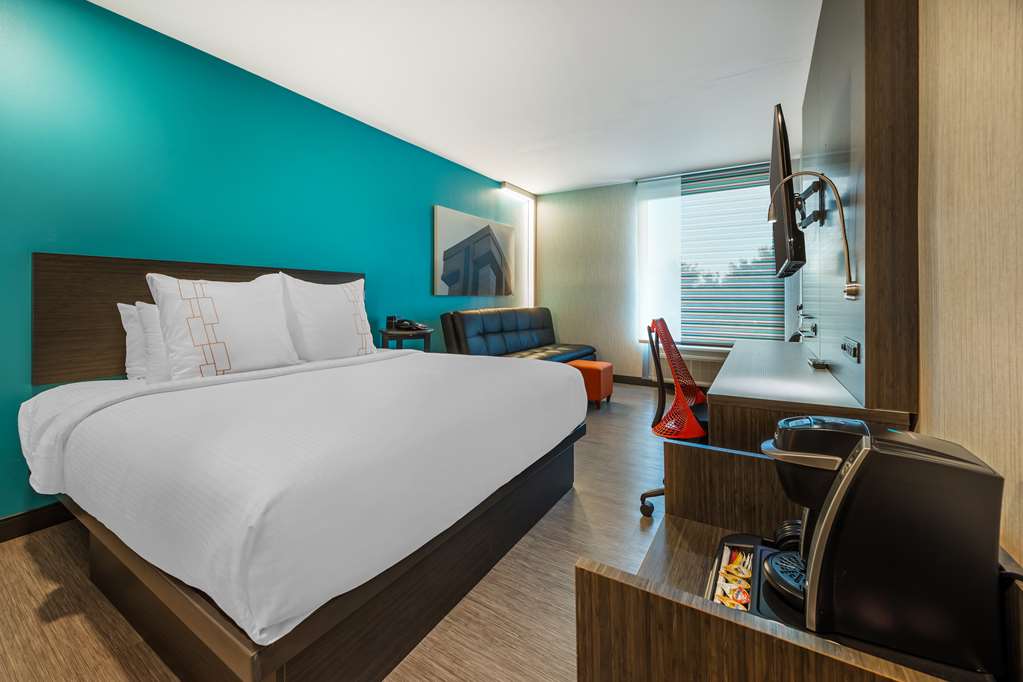 Vīb Best Western Springfield - photo 18