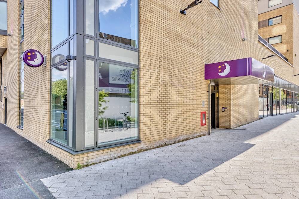 Premier Inn Oxford Botley in Oxford, United Kingdom
