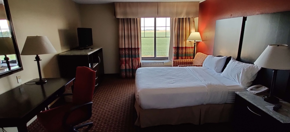 Motel 6 Owatonna MN Near Medical Center - photo 6