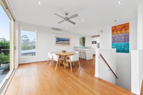 Golden Sands - carbon neutral hotel in Mccrae