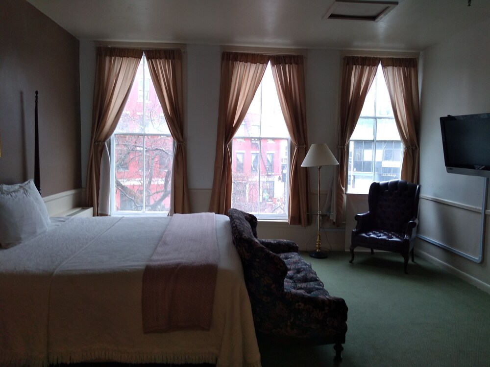The Charles Inn at Vacationland Inns - photo 72