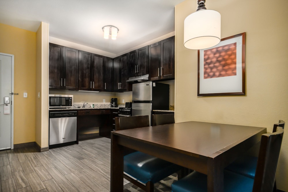 TownePlace Suites Houston Galleria Area - photo 7