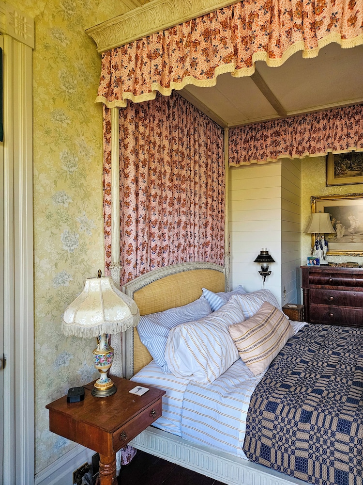 The JD Hyde Historic Inn - photo 42