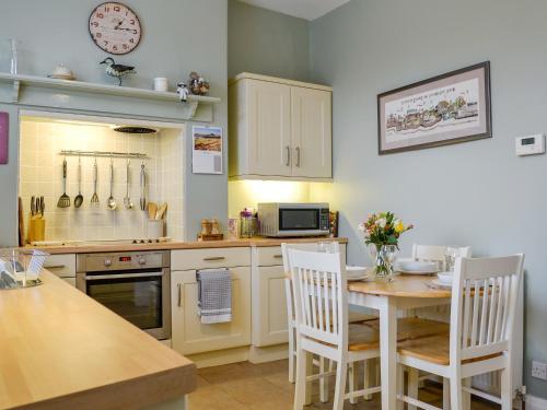 Poppy Cottage
