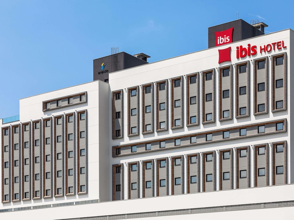 ibis Tubarão - carbon neutral hotel in Tubarao