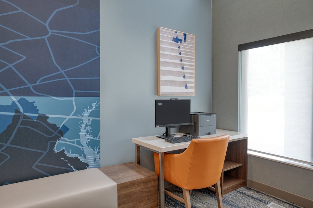 Holiday Inn Express & Suites Wadsworth by IHG - photo 21