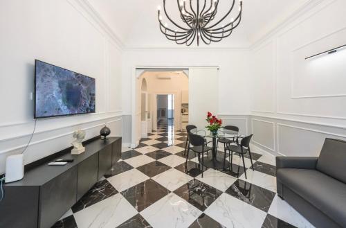Nitti 76 Luxury Apartment — 4-Star Luxury Hotel in Taranto, Italy