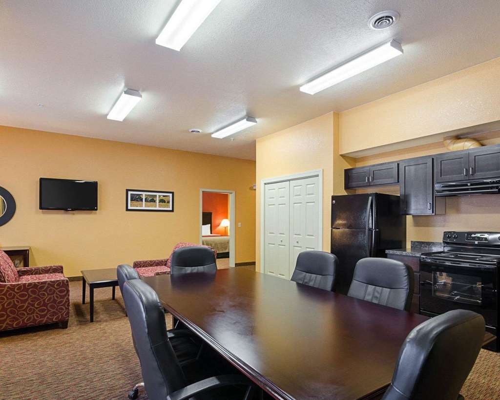 Comfort Inn & Suites Orange Montpelier - photo 22