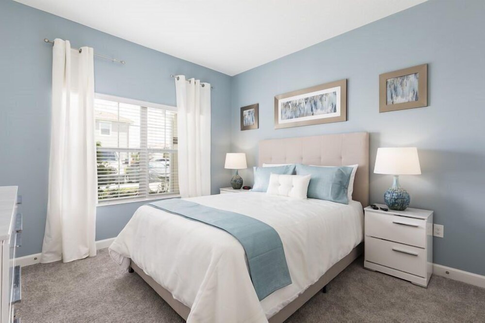 ChampionsGate 4BR Townhome Davenport - photo 4