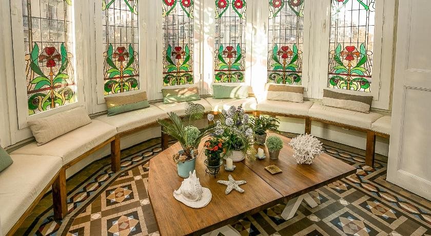 Casa del Mediterraneo — 4-Star Luxury Hotel in Barcelona, Spain