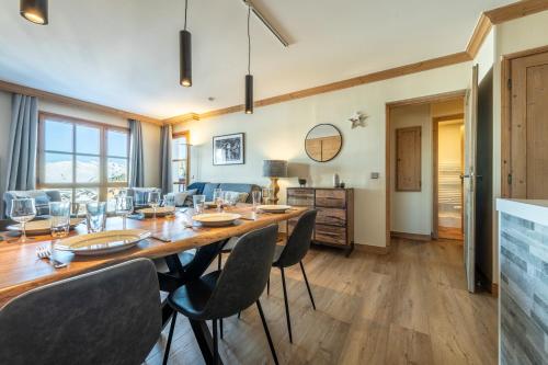 Appt Renove 6 Personnes Arc 1950 Vue Exceptionnelle Montblanc Sauna Hammam Piscine Int Et Ext — Les Arcs