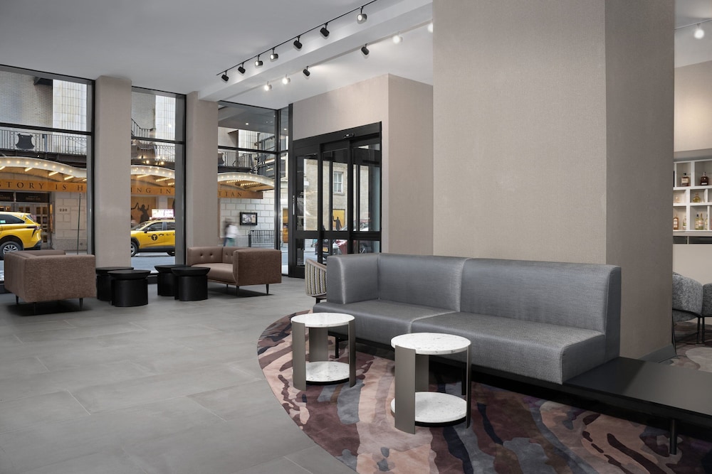 SpringHill Suites by Marriott New York Manhattan Times Square - photo 3