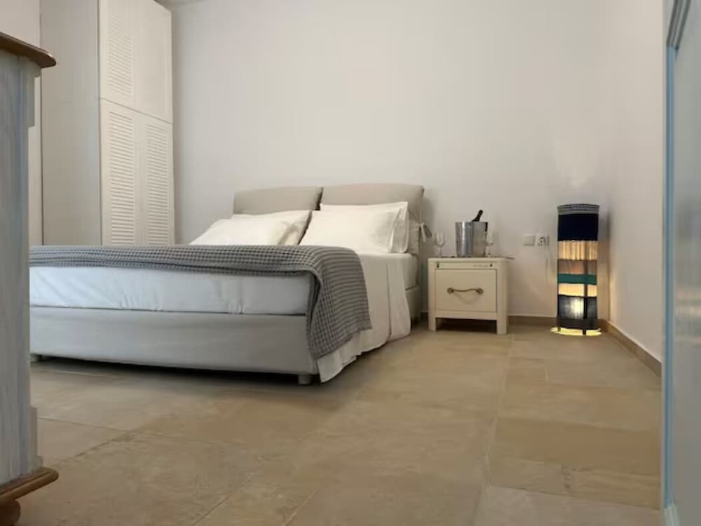 Milos AquaBliss Beachfront Villa — Milos — photo 3