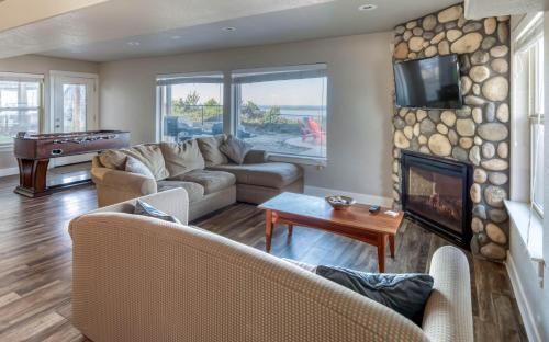 Pacific Breeze - photo 42