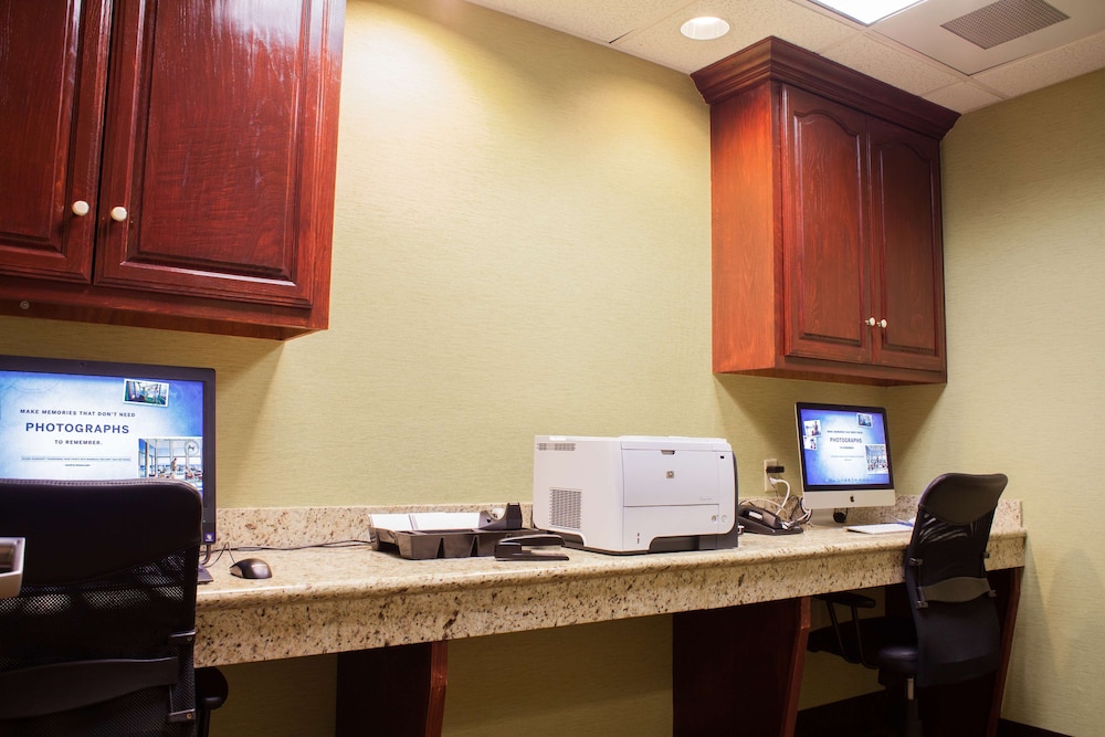 Hampton Inn & Suites Harlingen - photo 18