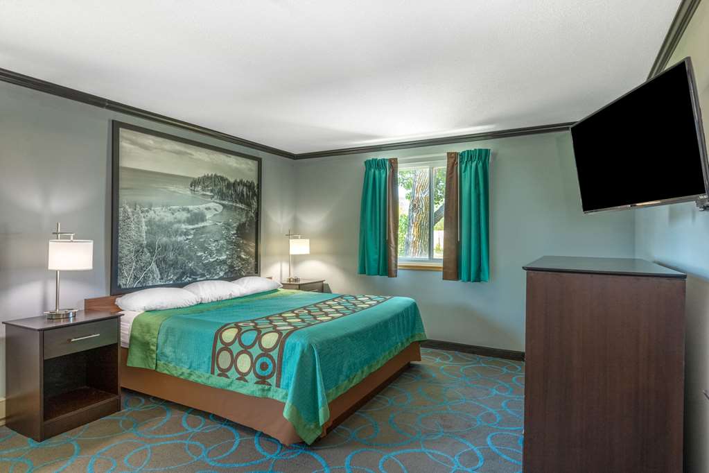 Super 8 by Wyndham Duluth - photo 21