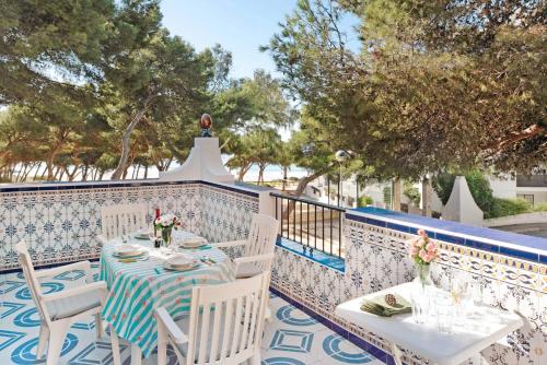 Apartamento las Torres — 4-Star Luxury Hotel in Conil De La Frontera, Spain