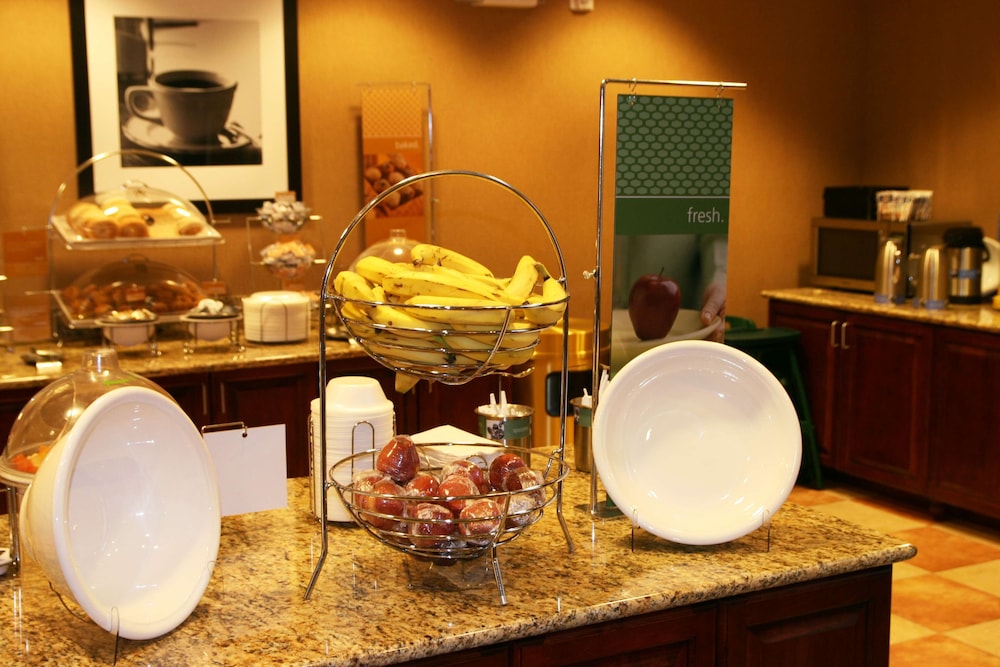 Hampton Inn & Suites Ocala Belleview - photo 20