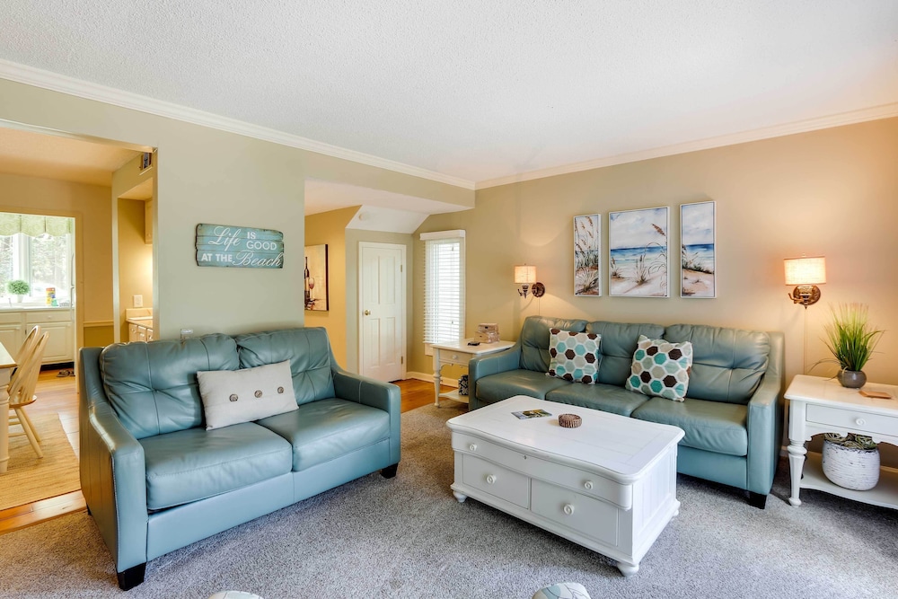 Hilton Head Resort Condo w Pool Access - photo 11