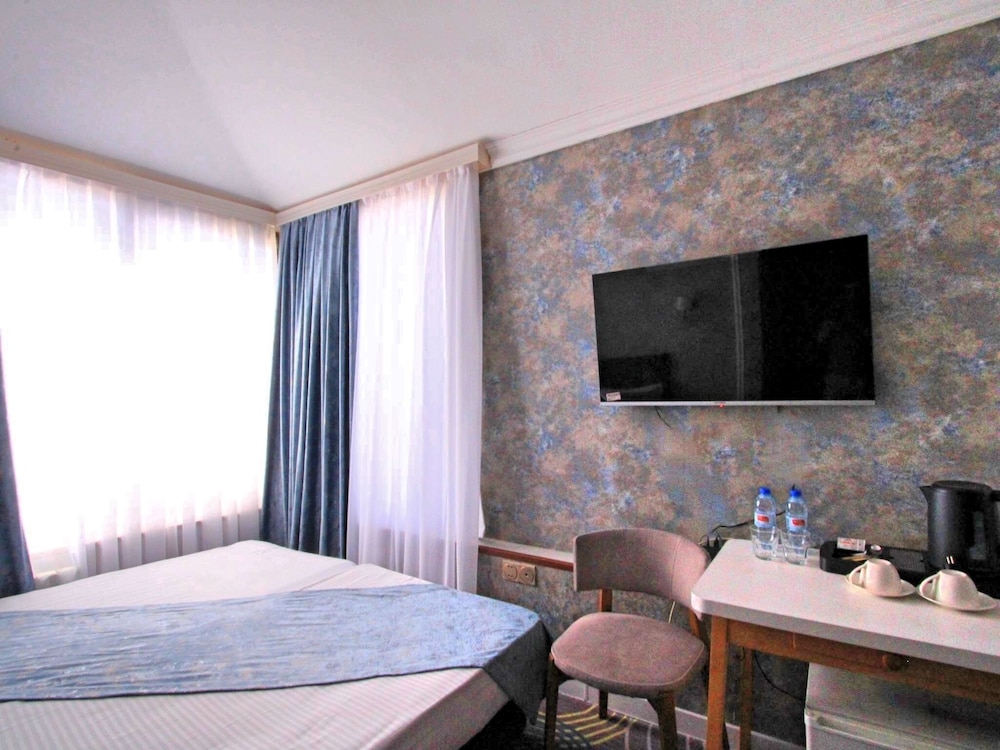 Senator Hotel — Baku — photo 3