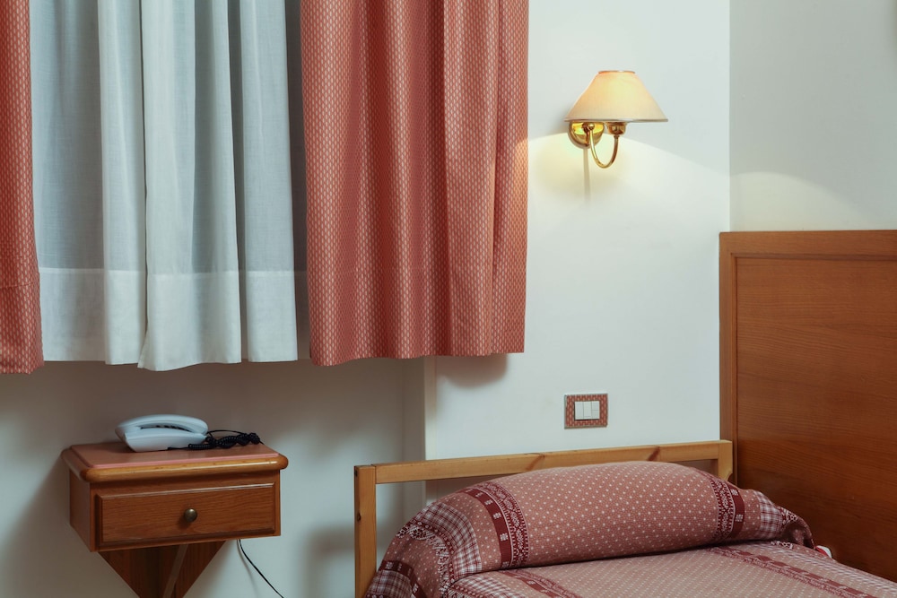 Hotel Donatello — Alberobello — photo 5