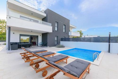 Villa Impression by Istrialux — 4-Star Luxury Hotel in Liznjan, Croatia
