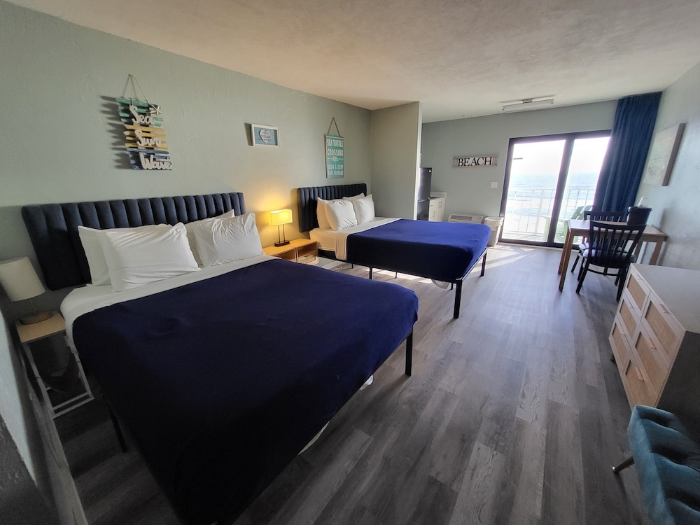 Beachside Hotel - photo 29