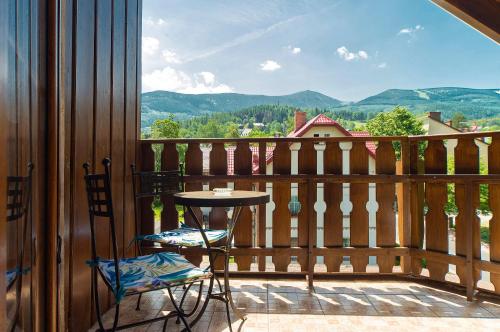 Apartamenty Sun & Ski Willa Nadrzeczna 2B centrum — 4-Star Luxury Hotel in Karpacz, Poland