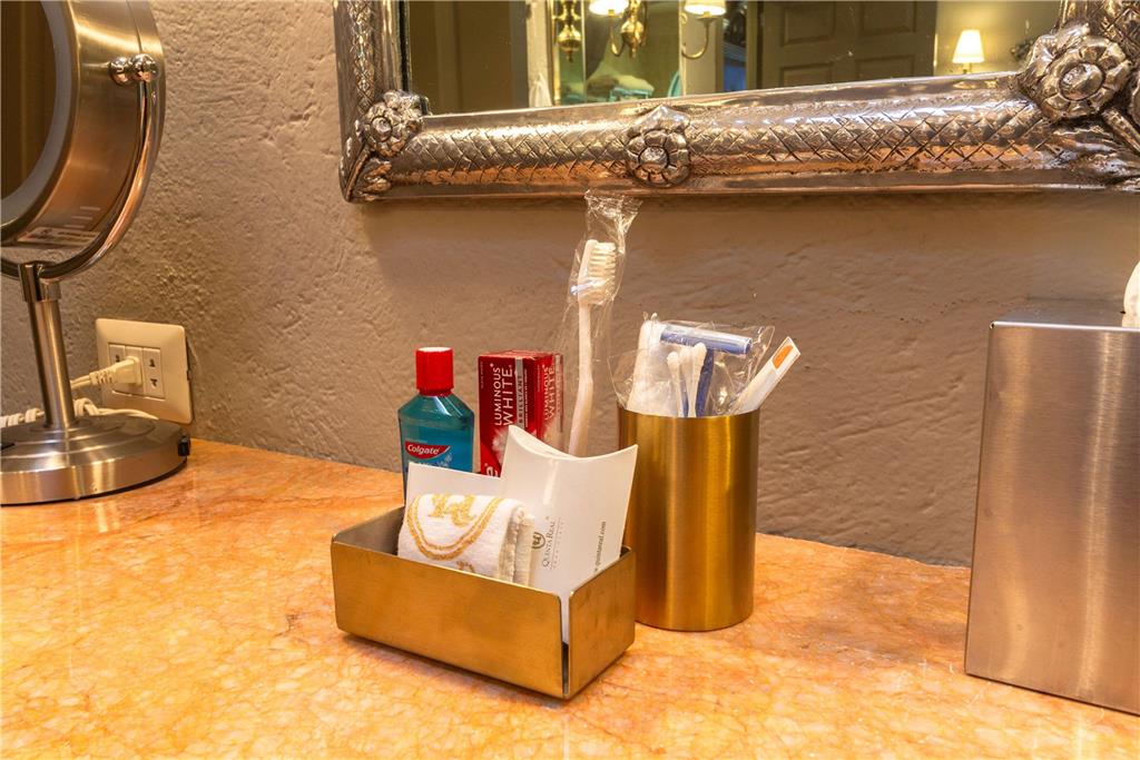 Bathroom amenities