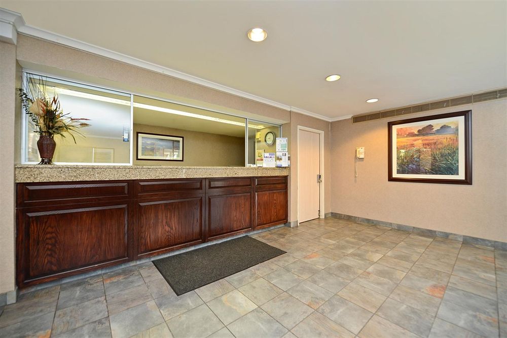 Americas Best Value Inn & Suites Overland Park Kansas City Closed - photo 20