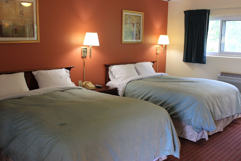 Bedford Motel - photo 9