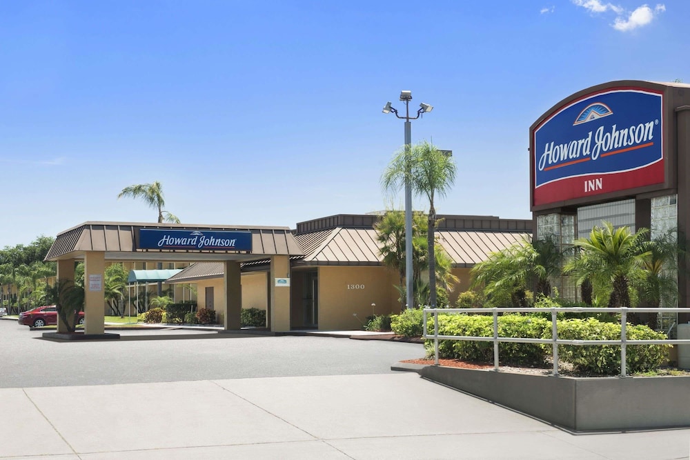 Howard Johnson by Wyndham Winter Haven FL - featured photo