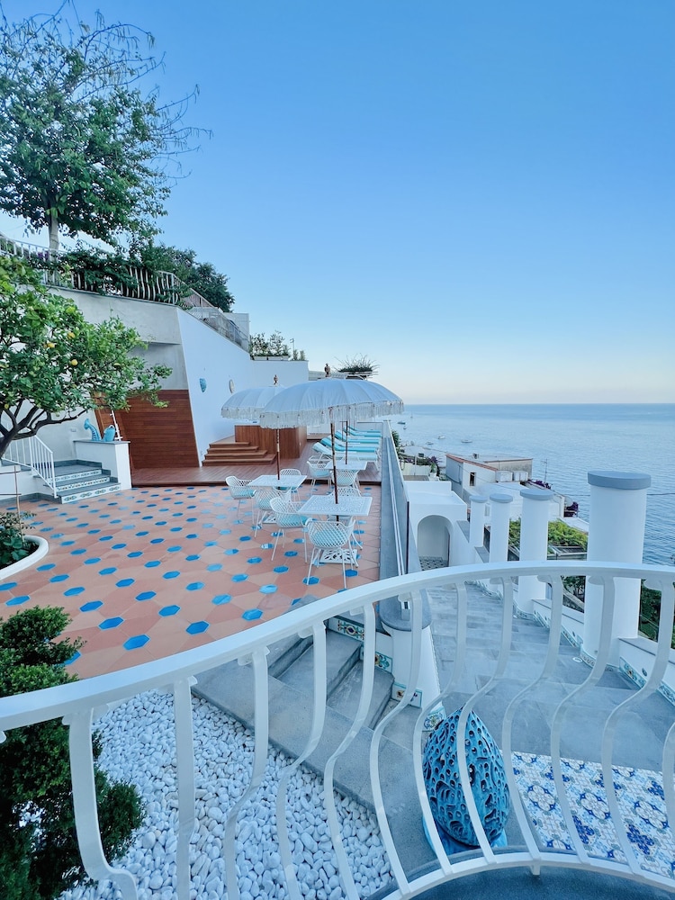 Villa Dei Principi Luxury Suites — 4-Star Luxury Hotel in Positano, Italy