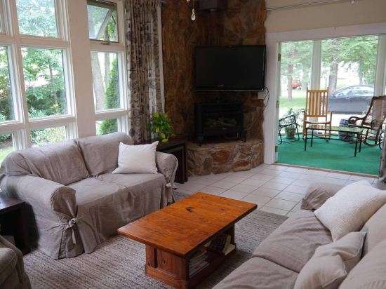 My Place Inn - photo 6