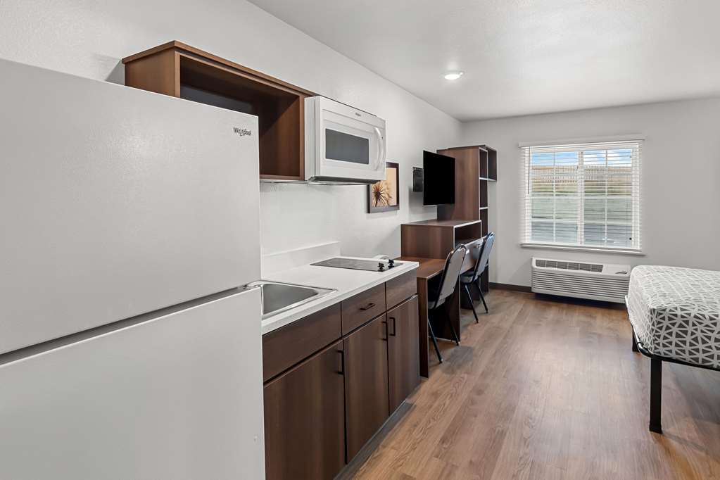 WoodSpring Suites Austin North I 35 - photo 10