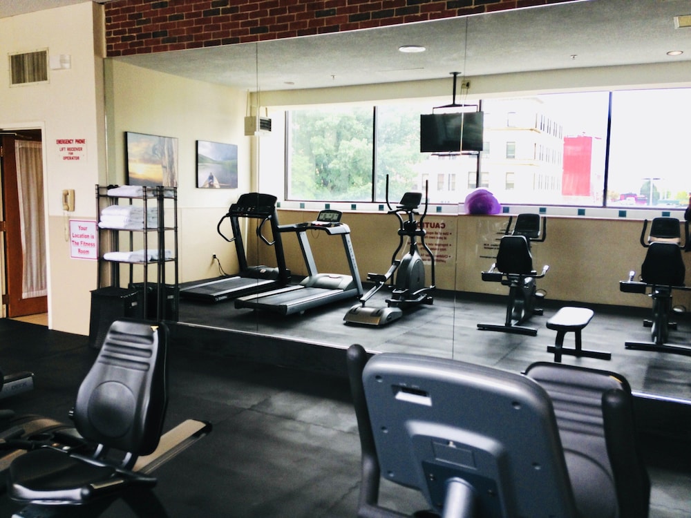 Holiday Inn & Suites Pittsfield Berkshires by IHG - photo 24