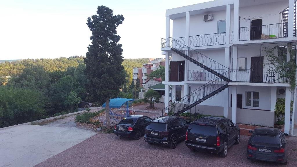 Mechta - carbon neutral hotel in Alushta