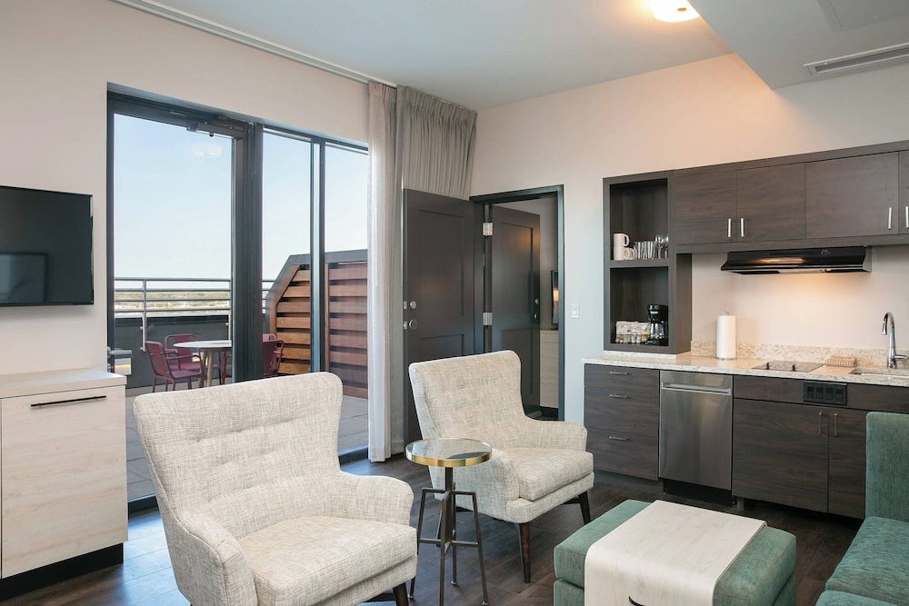 TownePlace Suites by Marriott Nashville Downtown Capitol District - photo 36