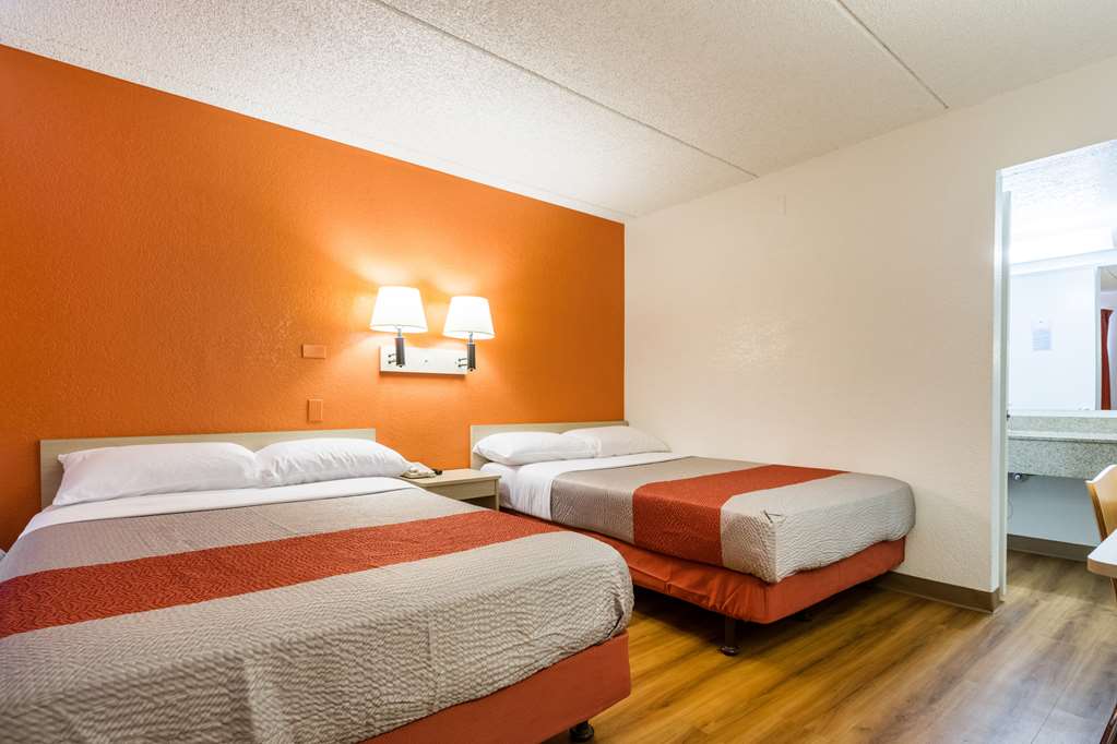 Motel 6 Tempe AZ Phoenix Airport Priest Dr - photo 12