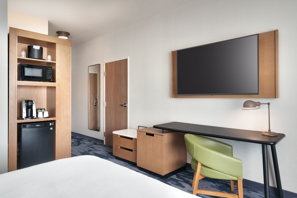 Fairfield by Marriott Inn & Suites Houston League City - photo 10