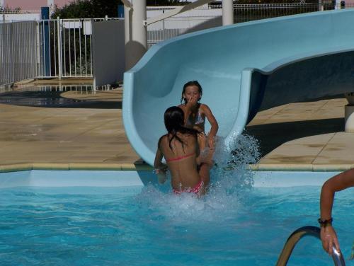 Camping le Bordeneo — 4-Star Luxury Hotel in Le Palais, France