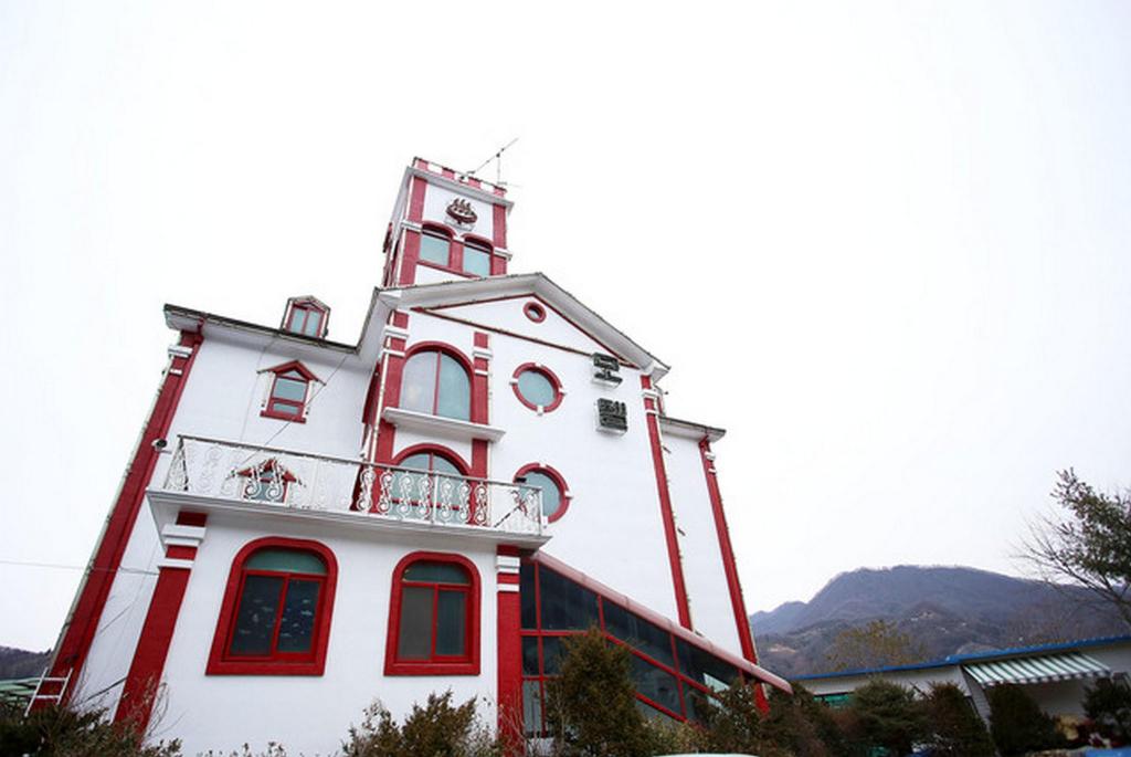 Cheongpyeong Carib in Gapyeong, South Korea