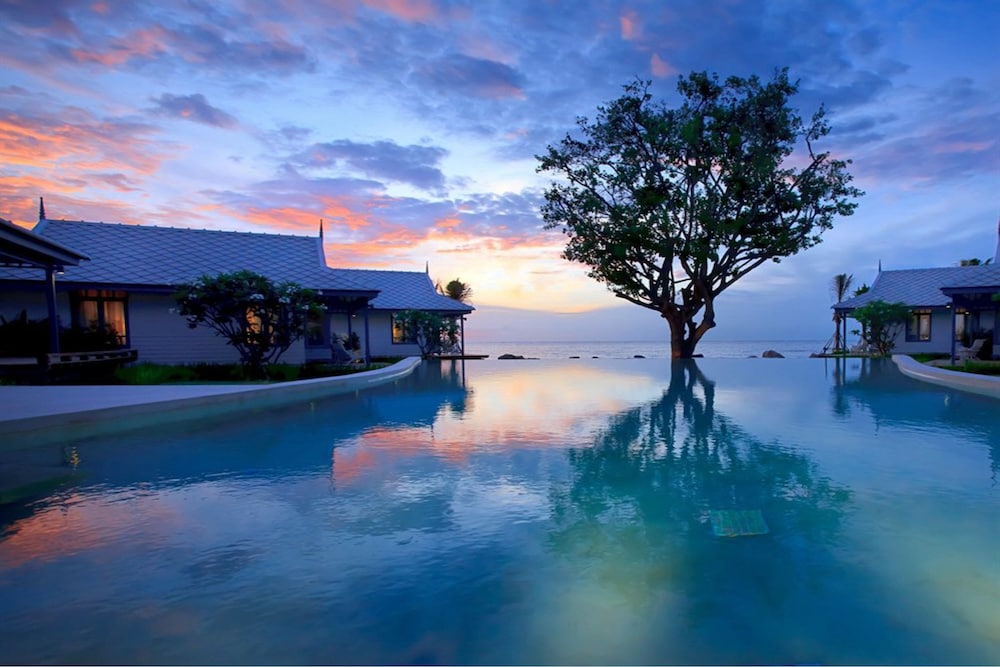 Devasom Hua Hin Resort — 4-Star Luxury Hotel in Cha-Am, Thailand