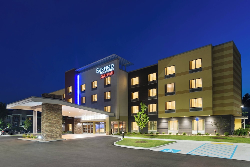 Fairfield Inn and Suites by Marriott Belle Vernon — hotel in Belle Vernon