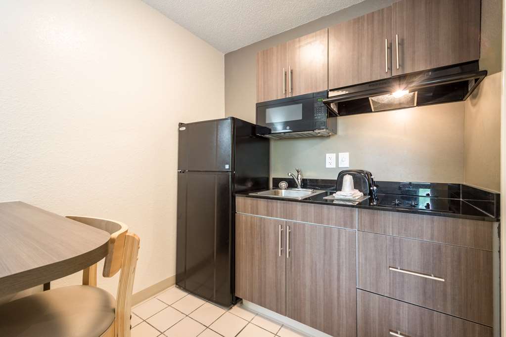 Studio 6 Extended Stay Roswell GA Atlanta - photo 22