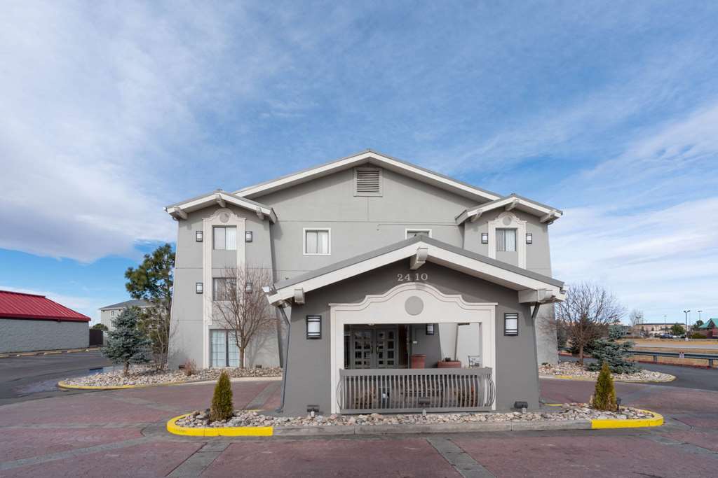 La Quinta Inn by Wyndham Cheyenne - photo 4